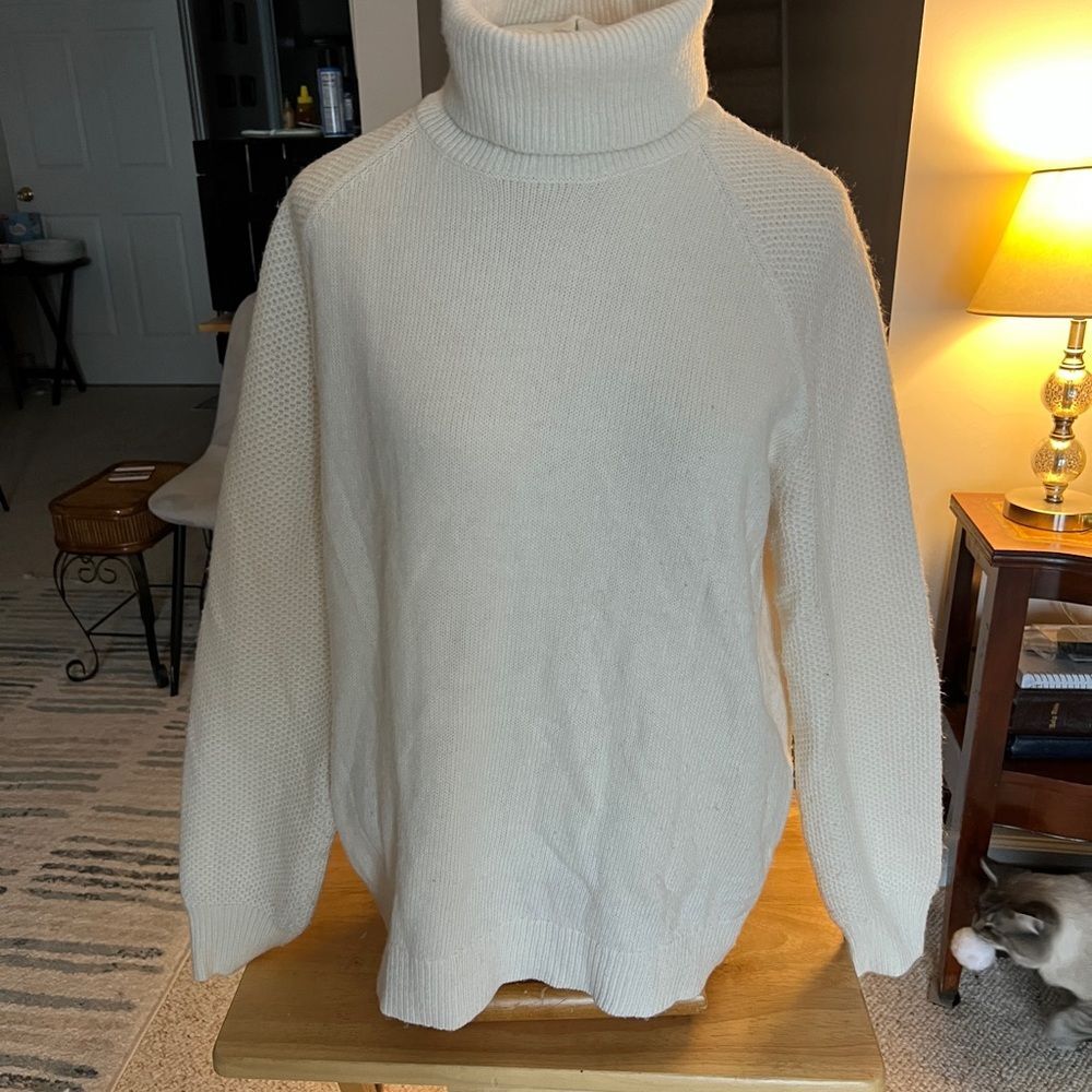 LOFT Cream Chunky Turtleneck Sweater Preppy Large